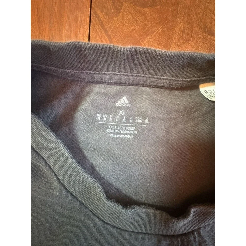 Adidas Men's XL Undeniable Black T-shirt Embroidered Shoes Sneakers Logo Rare